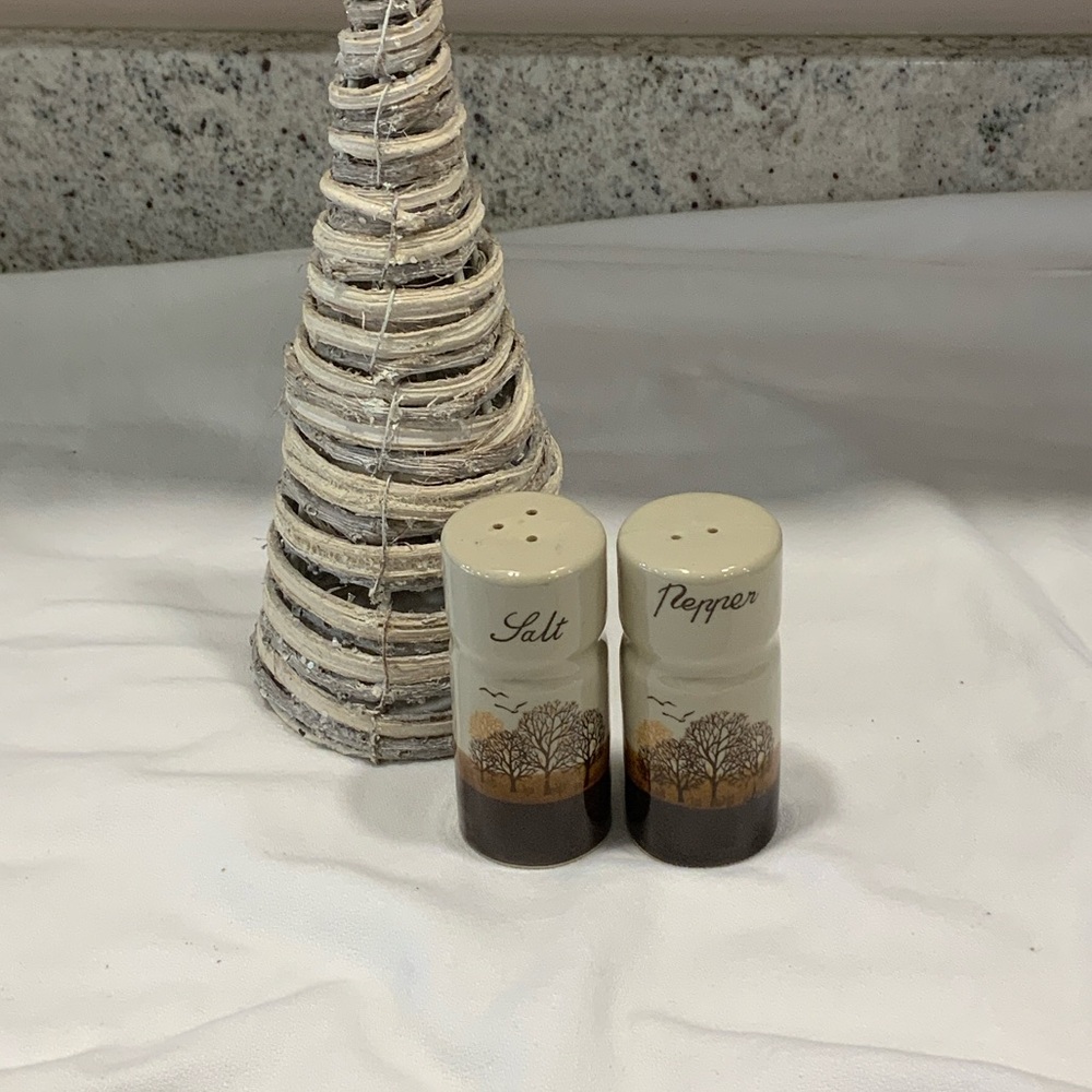 Ceramic Salt and Pepper Shakers with Tree Design